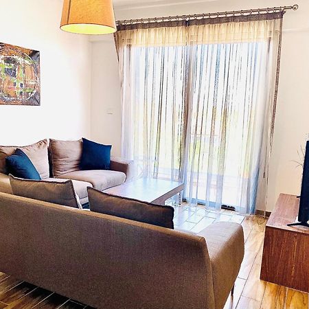 Bali Suites 404 Larnaca Ngoại thất bức ảnh